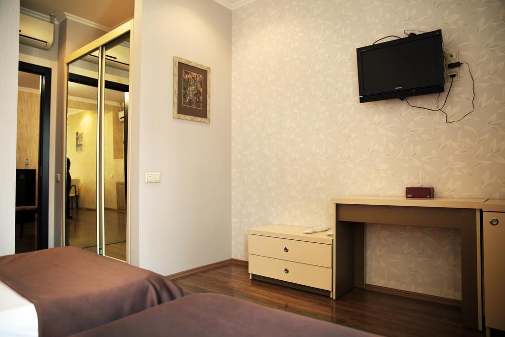 Rondo Hotel Tbilisi Ruang foto