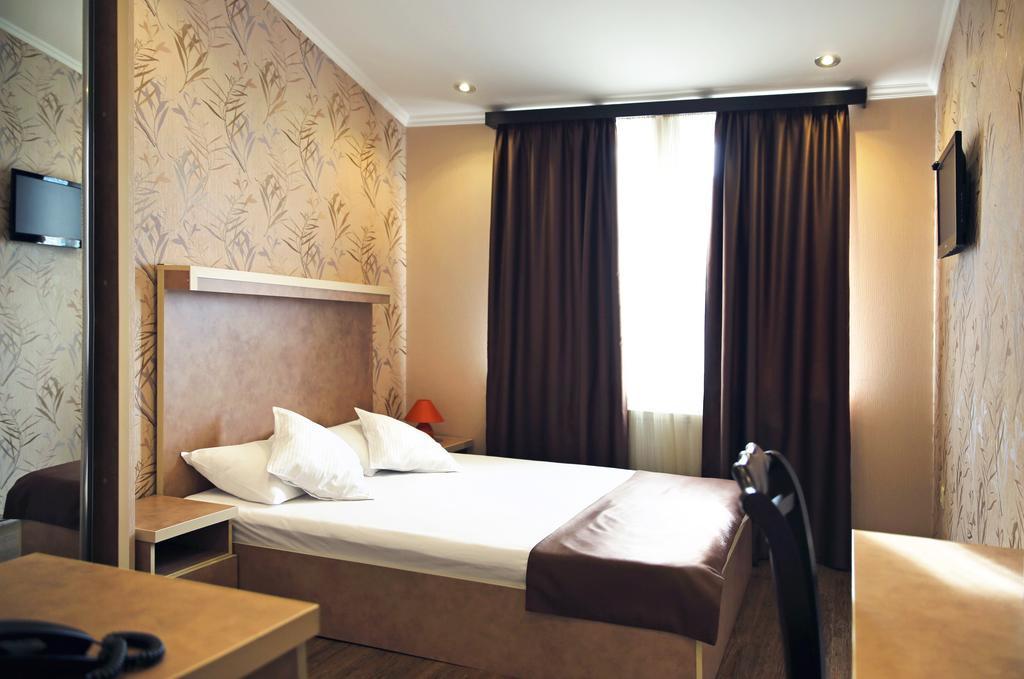 Rondo Hotel Tbilisi Ruang foto